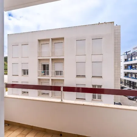 Apartment T2 Varanda Do Mar *