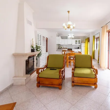 Apartment T2 Varanda Do Mar *